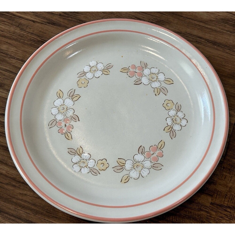 Chantilly Hearthside Stoneware 7 3/4” Salad Plate Fleur de Bois Japan